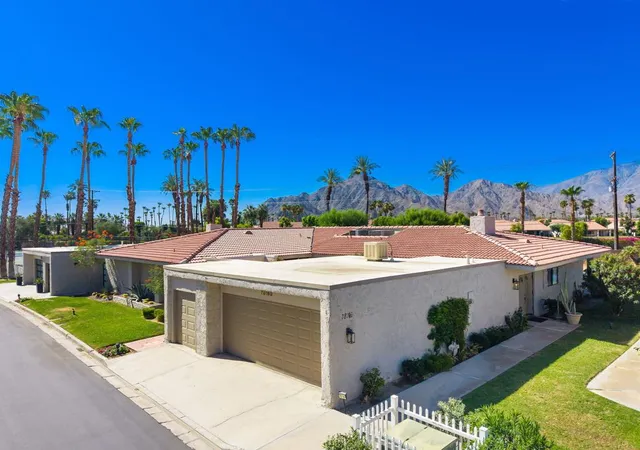Photo 2 of Condo for sale at 78169 Lago Dr, La Quinta, CA 92253 | MLS# 219153942DA | Listing updated on 2026-10-08
