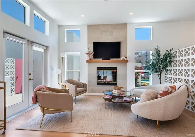 Photo 1 of Single family home for sale at 2723 N Junipero, Palm Springs, CA 92262 | MLS# IV26218457 | Listing updated on 2026-10-08