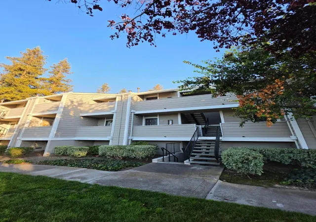 Photo 1 of Condo for sale at 284 Stonegate Cir, San Jose, CA 95110 | MLS# ML82063846 | Listing updated on 2026-10-09