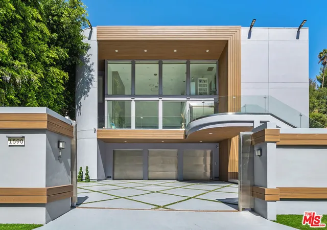 Photo 1 of Mansion for sale at 1590 Benedict Cyn Dr, Beverly Hills, CA 90210 | MLS# 26998235 | Listing updated on 2026-10-11