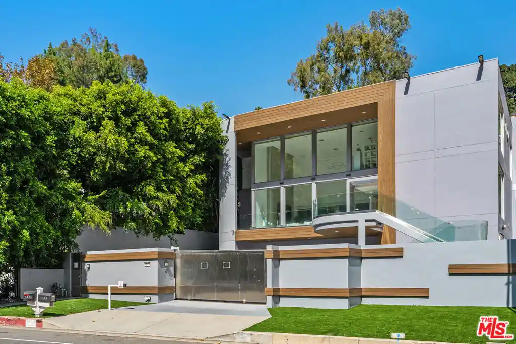Photo 1 of Mansion for sale at 1590 Benedict Cyn Dr, Beverly Hills, CA 90210 | MLS# 26998235 | Listing updated on 2026-10-29