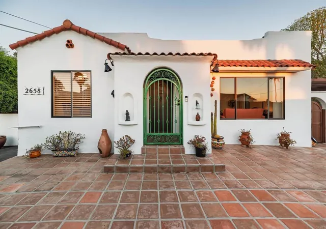 Photo 1 of Single family home for sale at 2658 Highland Dr, Carlsbad, CA 92008 | MLS# NDP2609338 | Listing updated on 2026-10-07