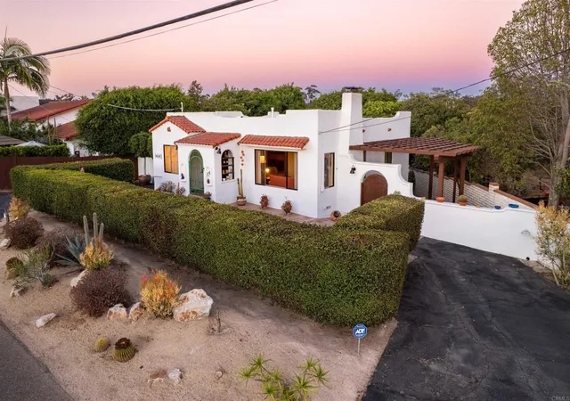 Photo 2 of Single family home for sale at 2658 Highland Dr, Carlsbad, CA 92008 | MLS# NDP2609338 | Listing updated on 2026-10-07