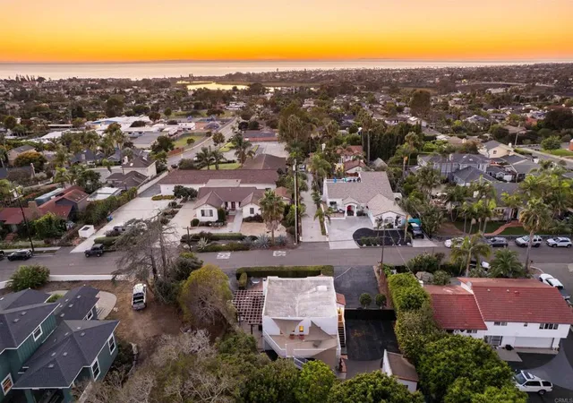 Photo 3 of Single family home for sale at 2658 Highland Dr, Carlsbad, CA 92008 | MLS# NDP2609338 | Listing updated on 2026-10-07