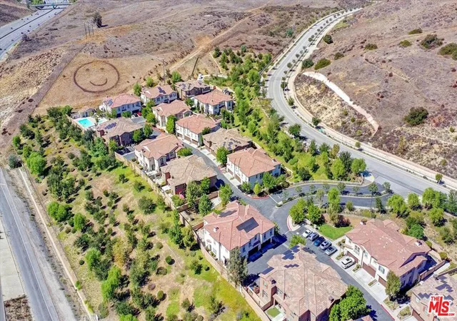 Photo 1 of Condo for sale at 2431 Birchknoll Ct #2, Simi Valley, CA 93063 | MLS# 26995817 | Listing updated on 2026-10-07