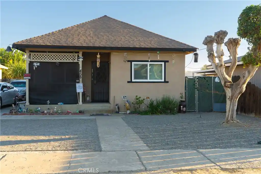 Single family home for sale at 458 E Pleasant, Coalinga, CA 93210 | MLS# FR26218613