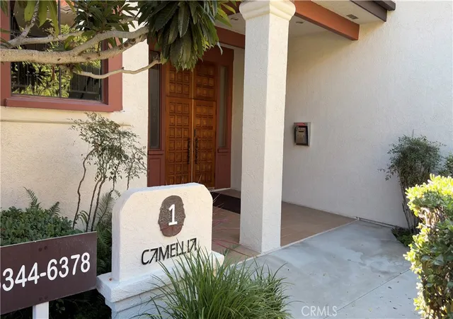 Condo for sale at 6358 Riviera Cir, Long Beach, CA 90815 | MLS# PW26213220