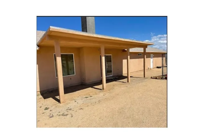 Photo 2 of Single family home for sale at 9568 Pumalo, Lucerne Valley, CA 92356 | MLS# GD26214189 | Listing updated on 2026-10-08