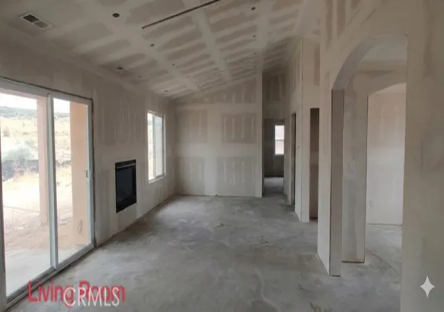 Photo 3 of Single family home for sale at 9568 Pumalo, Lucerne Valley, CA 92356 | MLS# GD26214189 | Listing updated on 2026-10-08