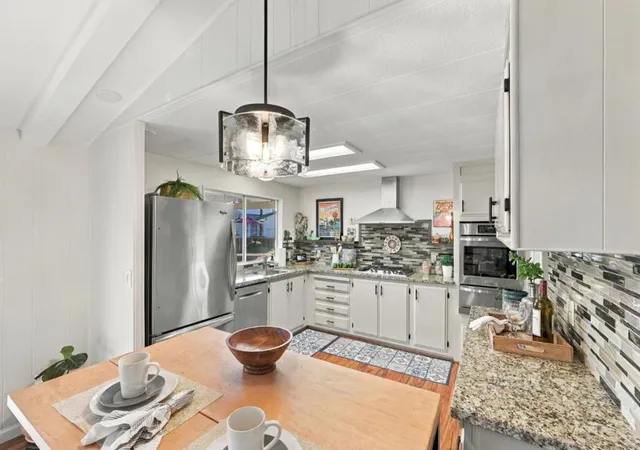 Photo 3 of Manufactured home for sale at 262 Forest Ave #262, Morgan Hill, CA 95037 | MLS# ML82063861 | Listing updated on 2026-10-12