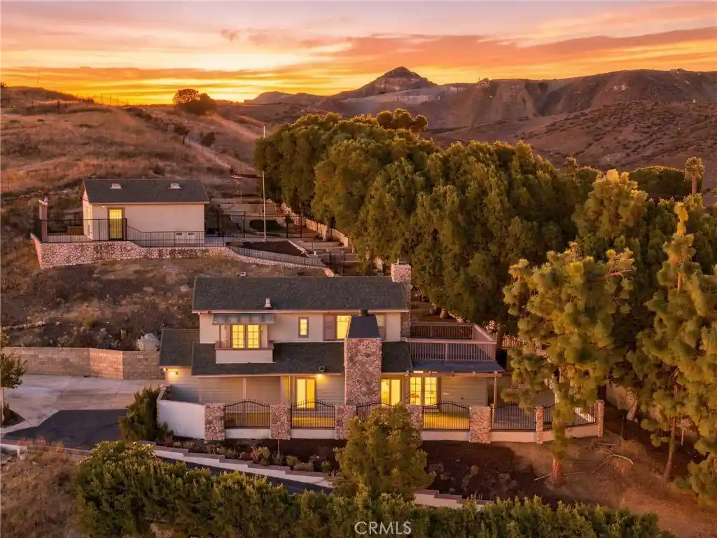 Photo 1 of Single family home for sale at 19015 Envoy, Corona, CA 92881 | MLS# AR26217011 | Listing updated on 2026-10-20