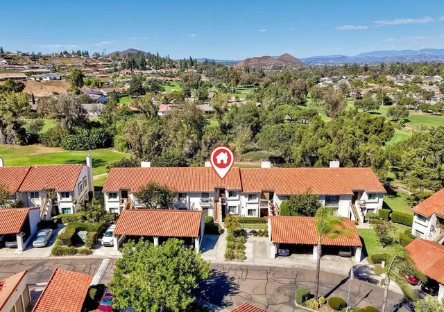 Photo 3 of Condo for sale at 12056 Caminito Campana, San Diego, CA 92128 | MLS# 260024390SD | Listing updated on 2026-10-09
