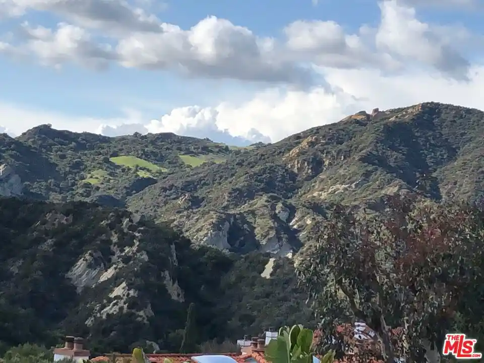 Photo 1 of Land for sale at 17290 Avenida De La Herradura, Pacific Palisades, CA 90272 | MLS# 26997837 | Listing updated on 2026-10-15