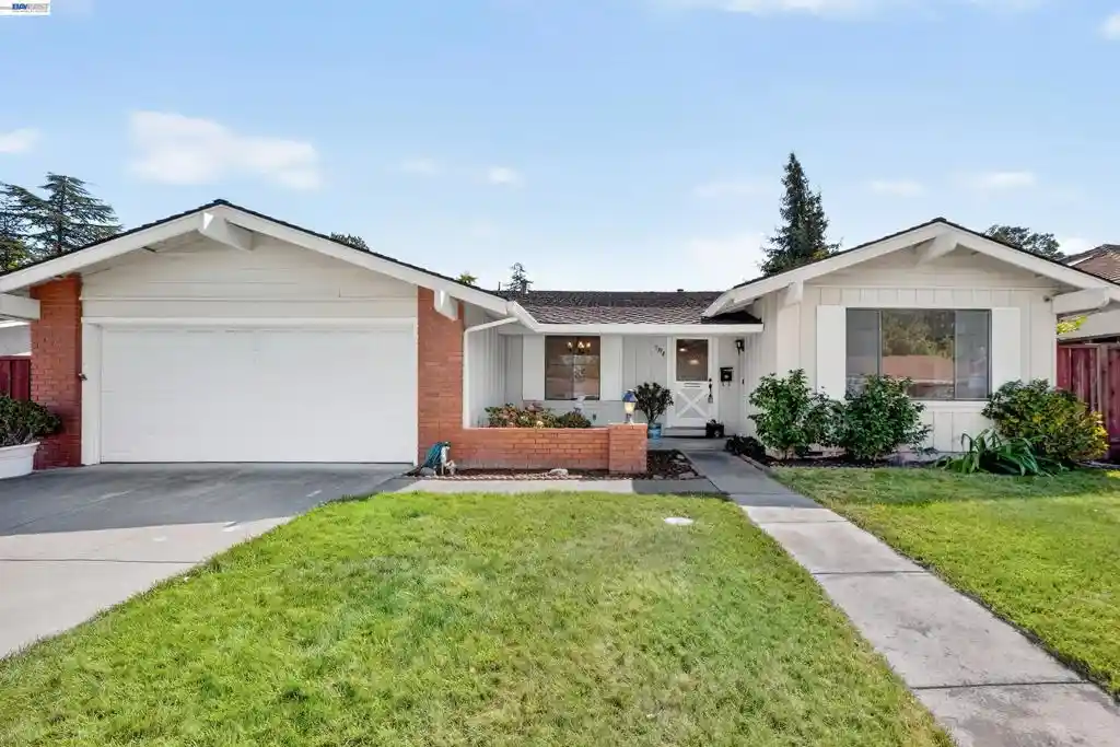 Single family home for sale at 7918 Hillsboro Ct, Pleasanton, CA 94588 | MLS# 41150554