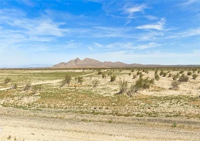Land for sale at 197 Avenue N 11, Palmdale, CA 93591 | MLS# HD26218688