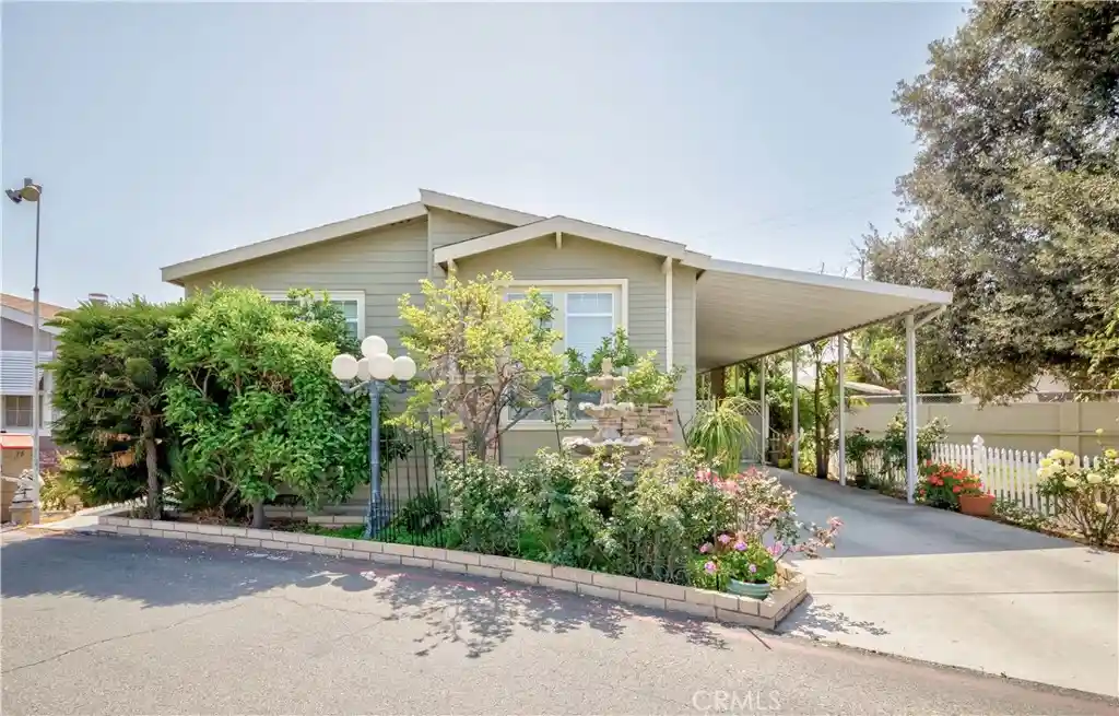 Photo 1 of Manufactured home for sale at 15 Pine Via, Anaheim, CA 92801 | MLS# PW26218689 | Listing updated on 2026-10-08