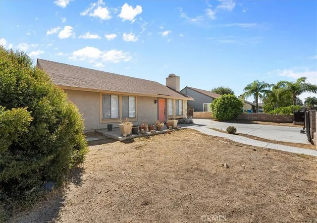 Photo 2 of Single family home for sale at 1357 W Jackson St, Rialto, CA 92376 | MLS# CV26218228 | Listing updated on 2026-10-08
