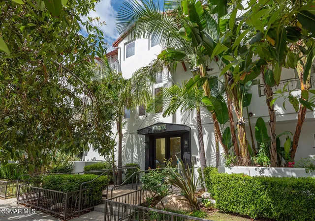 Photo 1 of Townhouse for sale at 4541 Colfax Ave #101, North Hollywood, CA 91602 | MLS# 226004786 | Listing updated on 2026-10-07