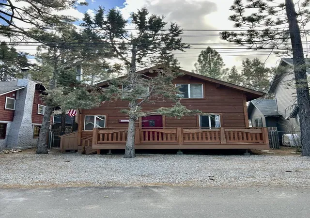 Photo 3 of Single family home for sale at 2084 5th Lane, Big Bear City, CA 92314 | MLS# 219153961DA | Listing updated on 2026-10-08