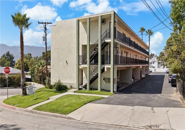 Photo 1 of Multi family home for sale at 4479 Rockland, La Canada Flintridge, CA 91011 | MLS# BB26218756 | Listing updated on 2026-10-07