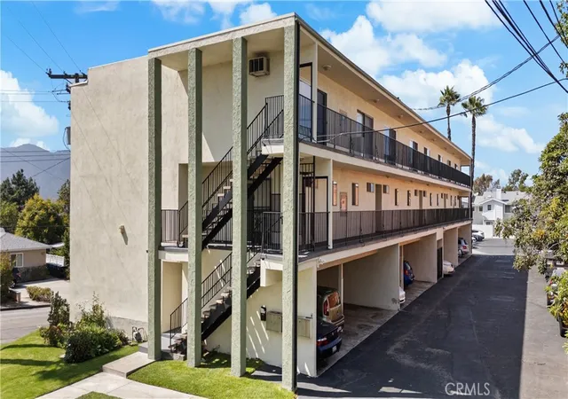 Photo 2 of Multi family home for sale at 4479 Rockland, La Canada Flintridge, CA 91011 | MLS# BB26218756 | Listing updated on 2026-10-07