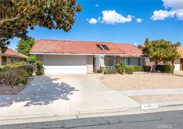 Photo 1 of Single family home for sale at 2080 Silver Oak, Hemet, CA 92545 | MLS# SW26218673 | Listing updated on 2026-10-08