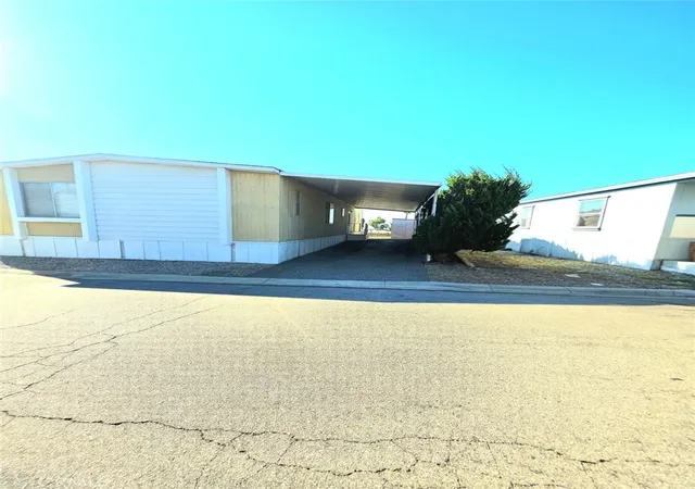 Photo 2 of Manufactured home for sale at 6130 Camino Real #283, Riverside, CA 92509 | MLS# IG26218307 | Listing updated on 2026-10-11