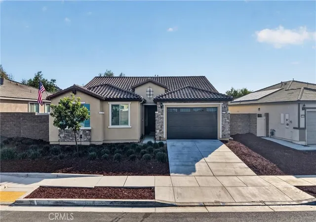 Single family home for sale at 12875 Blush Ct, Riverside, CA 92503 | MLS# IV26218854