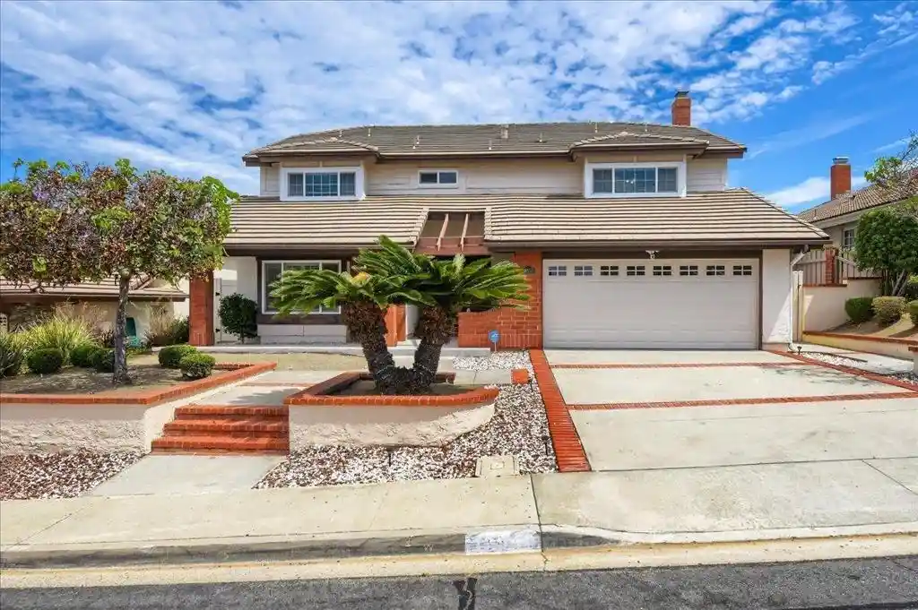 Photo 1 of Single family home for sale at 12550 Shropshire Ln, San Diego, CA 92128 | MLS# 260024410SD | Listing updated on 2026-10-08
