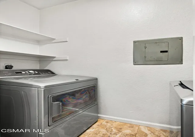 Photo 3 of Townhouse for sale at 688 Indian Oak Ln #107, Oak Park, CA 91377 | MLS# 226004793 | Listing updated on 2026-10-09