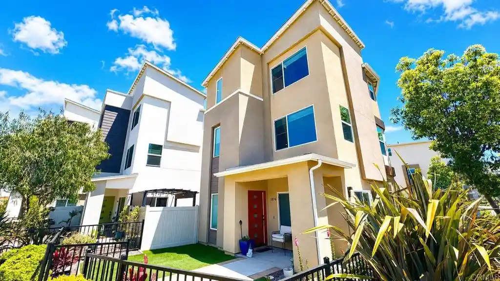 Single family home for sale at 1974 Strata St, Chula Vista, CA 91915 | MLS# PTP2607583