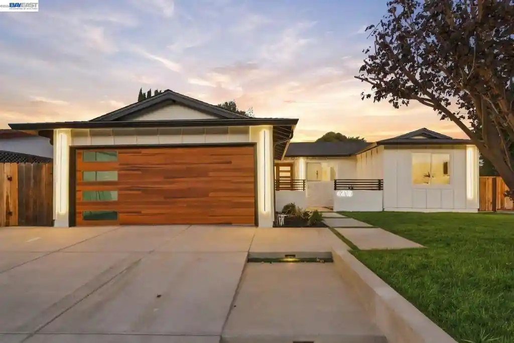 Single family home for sale at 4215 Chapman Way, Pleasanton, CA 94588 | MLS# 41150606
