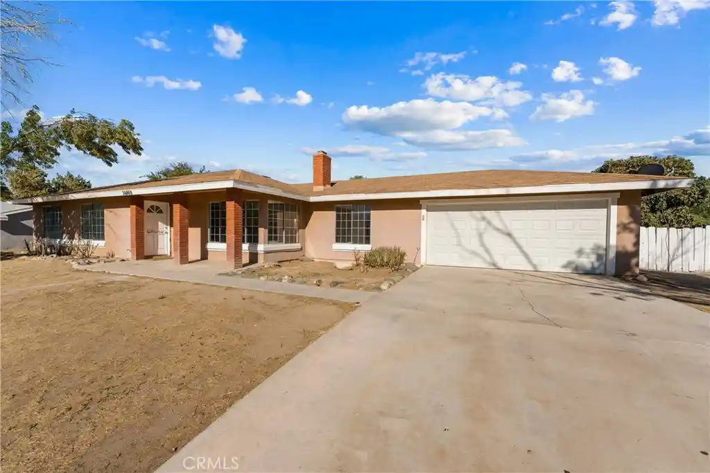 Single family home for sale at 36868 95th East, Littlerock, CA 93543 | MLS# SR26218857