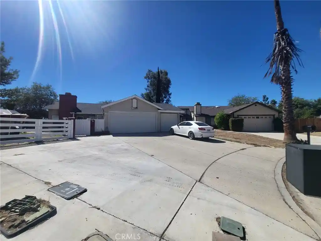 Photo 1 of Single family home for sale at 1758 Rolling Meadows Ct, San Jacinto, CA 92583 | MLS# PW26219037 | Listing updated on 2026-10-30