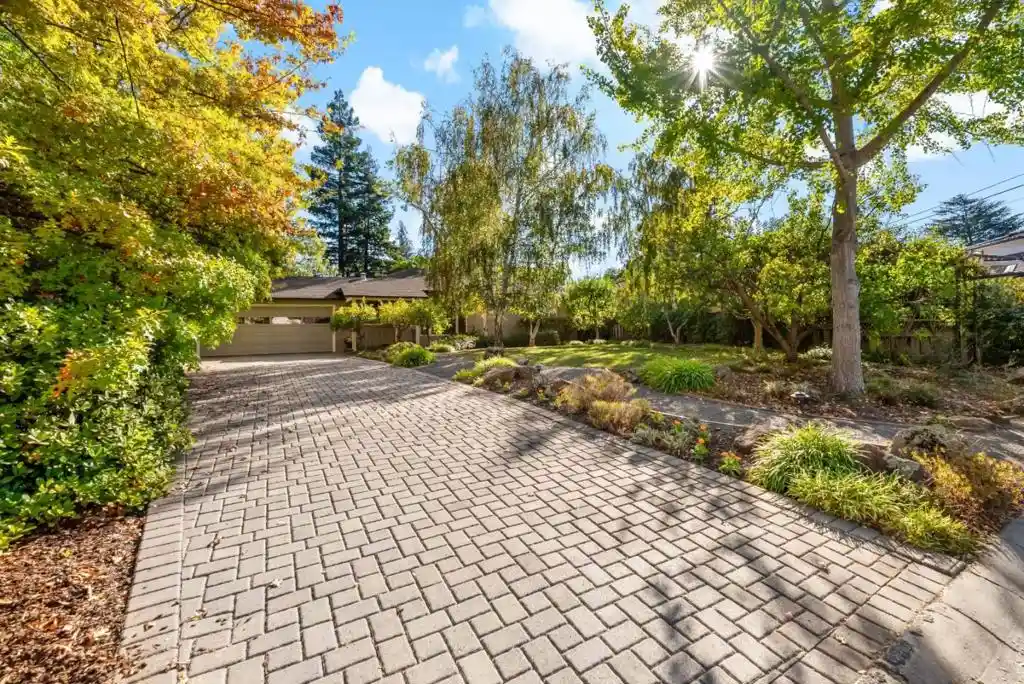 Photo 1 of Sale Pending at 4374 Silva Ct, Palo Alto, CA 94306 | MLS# ML82063726 | Listing updated on 2026-10-30