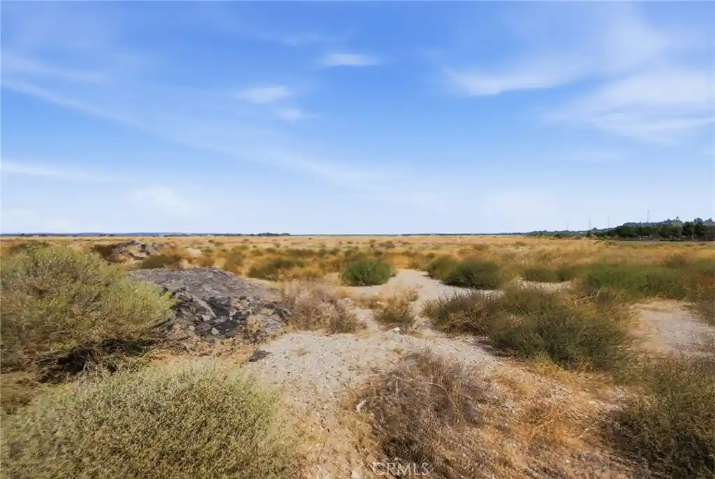 Land for sale at 50 50th Ste Hwy W, Lancaster, CA 93553 | MLS# PW26219230
