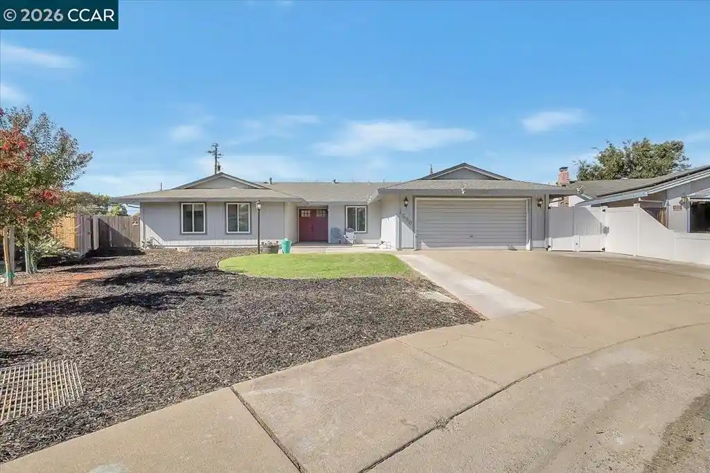 Single family home for sale at 1590 Lisa Ct, Yuba City, CA 95993 | MLS# 41150647