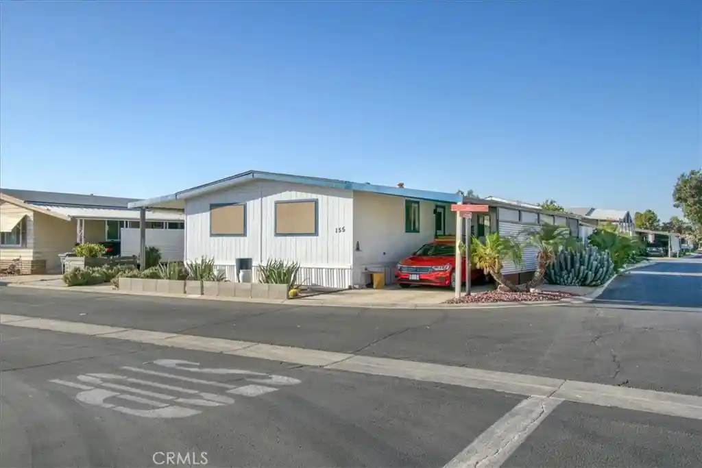 Photo 1 of Manufactured home for sale at 1300 W Menlo #155, Hemet, CA 92543 | MLS# IG26219284 | Listing updated on 2026-10-24
