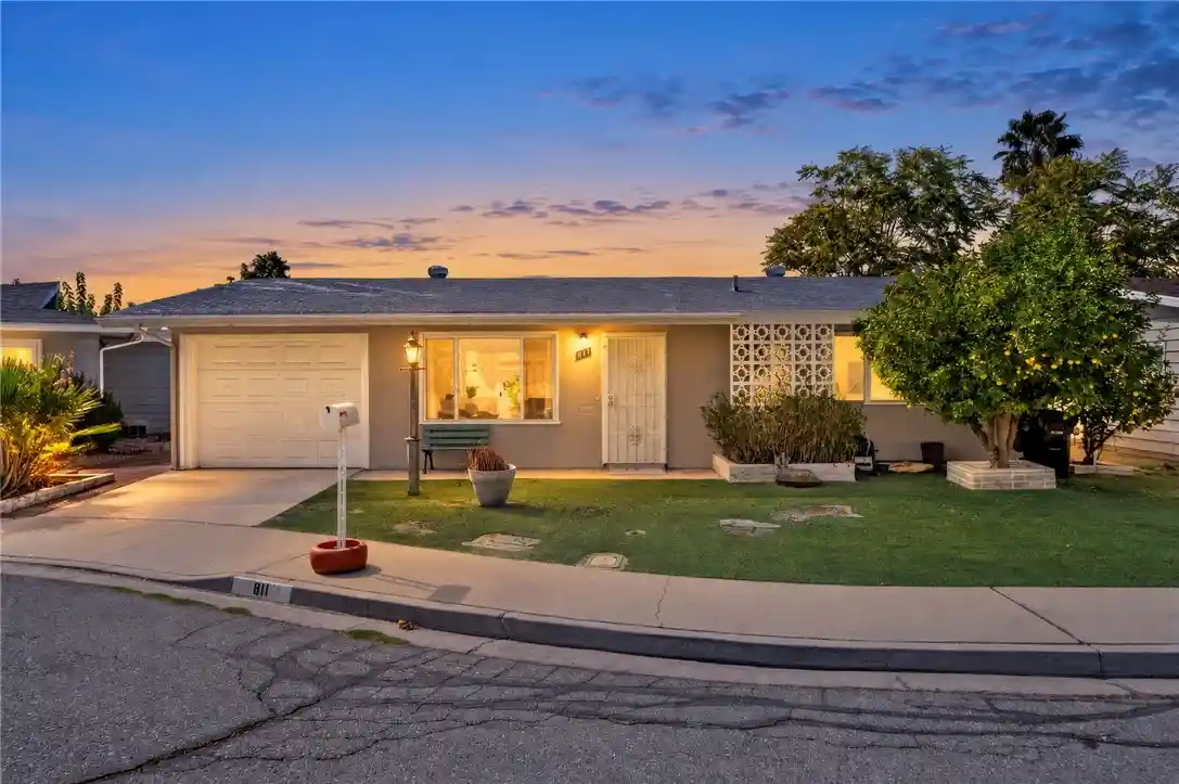 Photo 1 of Single family home for sale at 811 S Alessandro, Hemet, CA 92543 | MLS# SW26219301 | Listing updated on 2026-10-30