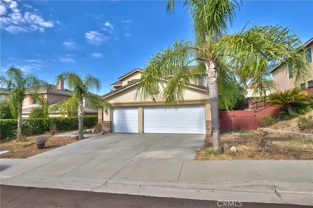 Single family home for sale at 35297 Amatista, Wildomar, CA 92595 | MLS# SW26219084