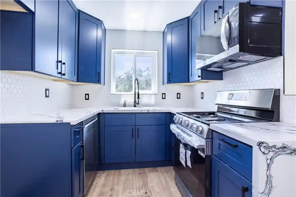 Single family home for sale at 42640 Ranch Clb, Lake Hughes, CA 93532 | MLS# SR26219498