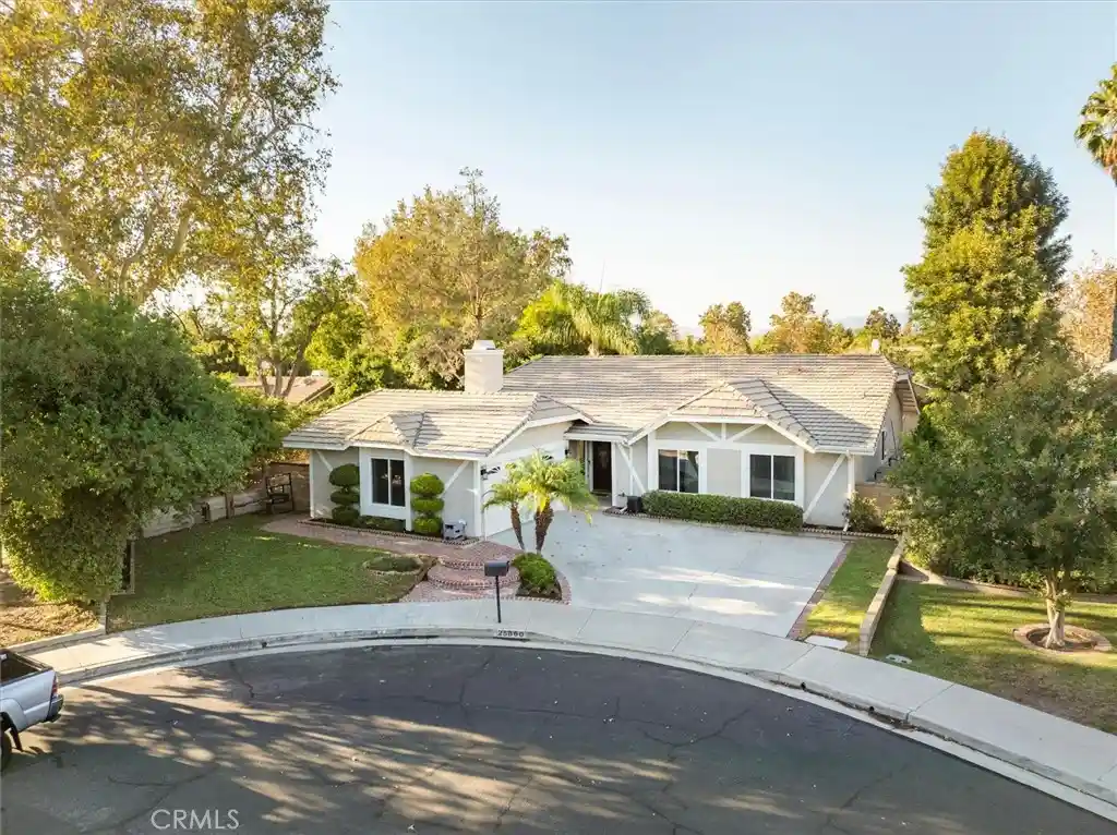 Photo 1 of Sale Pending at 25860 Via Candice, Valencia, CA 91355 | MLS# SR26219567 | Listing updated on 2026-10-23