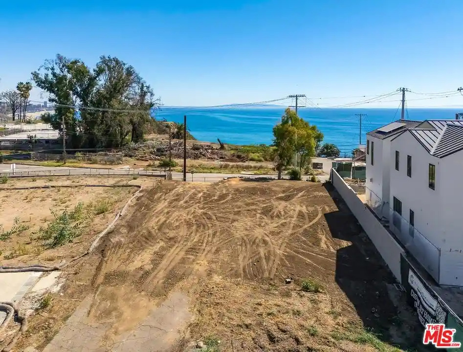 Photo 1 of Land for sale at 17056 Livorno Dr, Pacific Palisades, CA 90272 | MLS# 26998033 | Listing updated on 2026-10-21