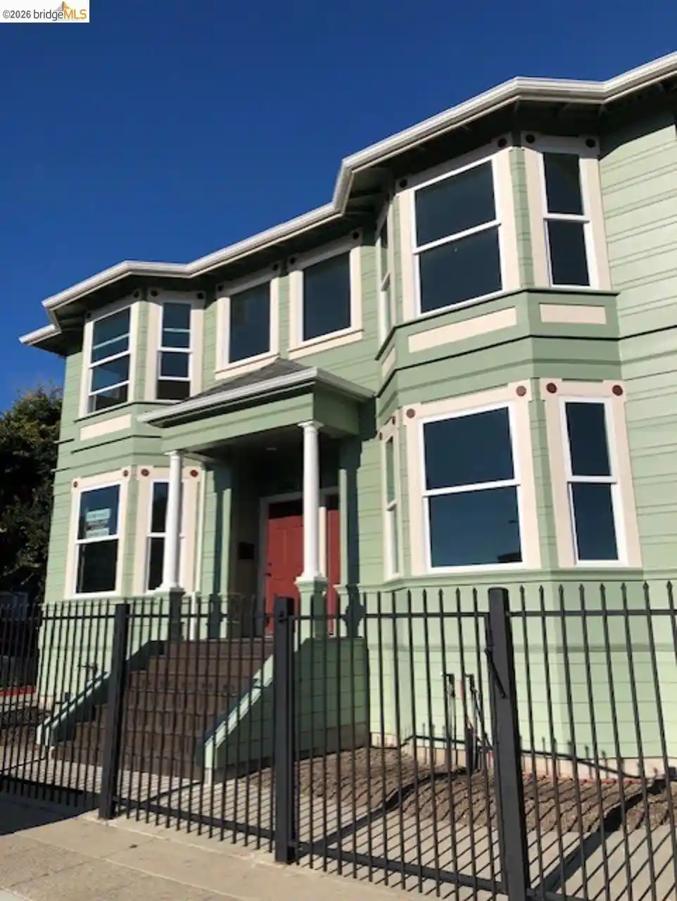 Condo for sale at 3042 Martin Luther King Way, Oakland, CA 94609-2927 | MLS# 41150722