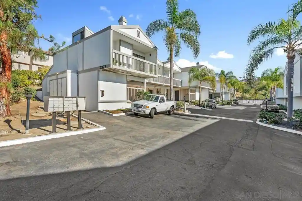 Condo for sale at 2376 Altisma Way #H, Carlsbad, CA 92009 | MLS# 260024525SD