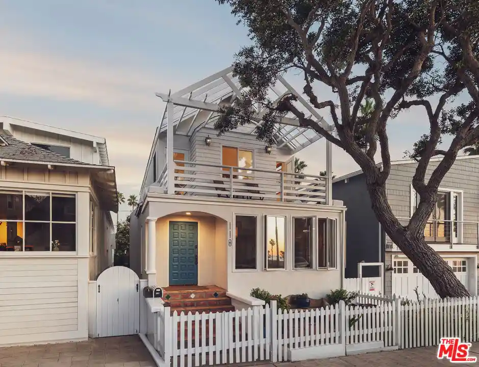 Photo 1 of Single family home for sale at 118 Fraser Ave, Santa Monica, CA 90405 | MLS# 26998185 | Listing updated on 2026-10-19