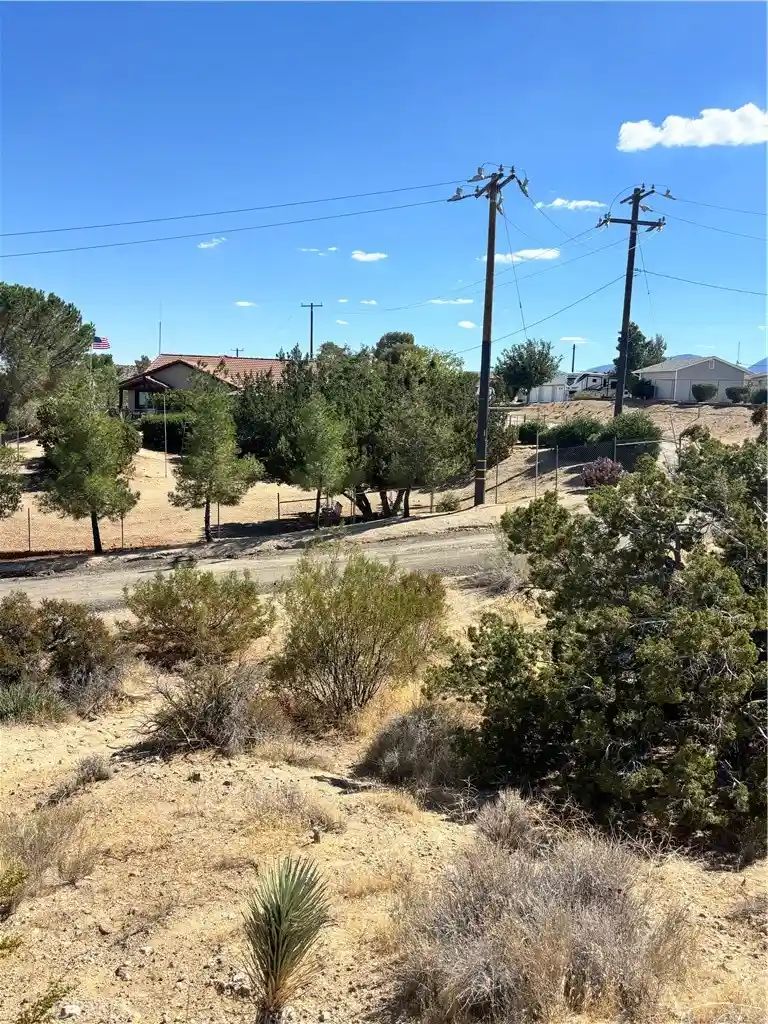 Land for sale at 0 Alaga, Pearblossom, CA 93553 | MLS# SR26219734