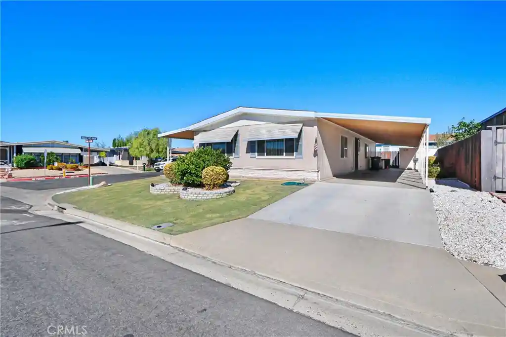 Photo 1 of Manufactured home for sale at 39010 Calle De Amor, Murrieta, CA 92563 | MLS# SW26218234 | Listing updated on 2026-10-18