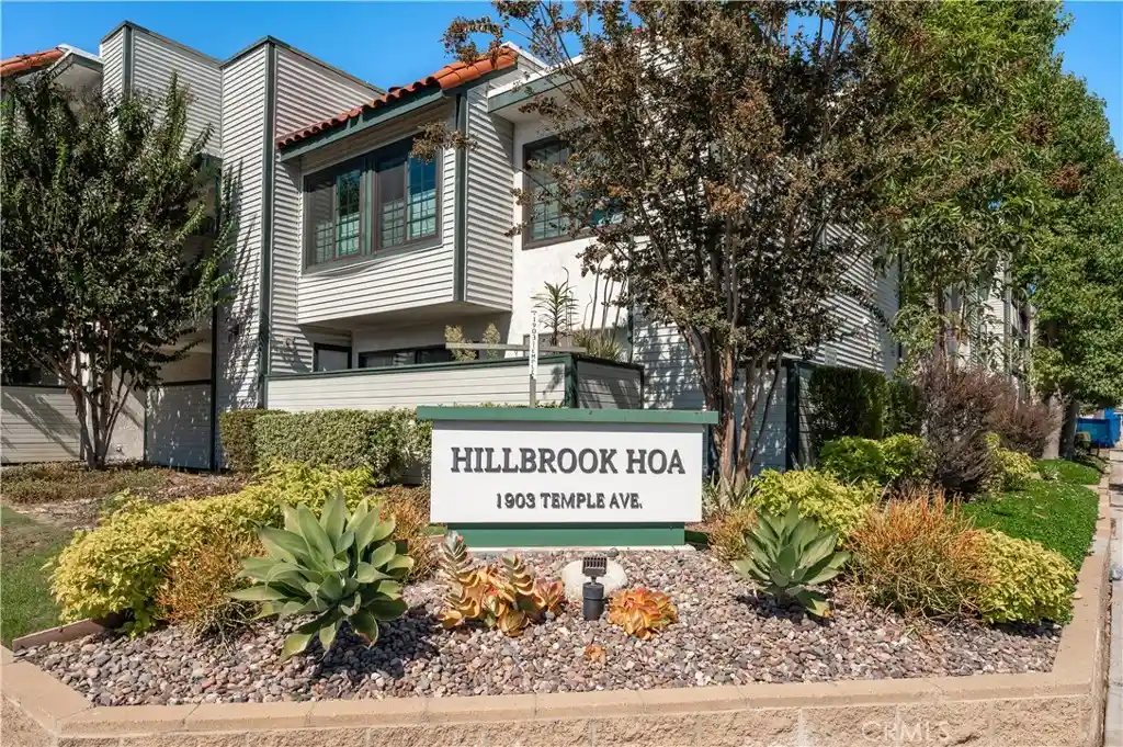 Condo for sale at 1903 Temple Ave #210, Signal Hill, CA 90755 | MLS# PW26219029
