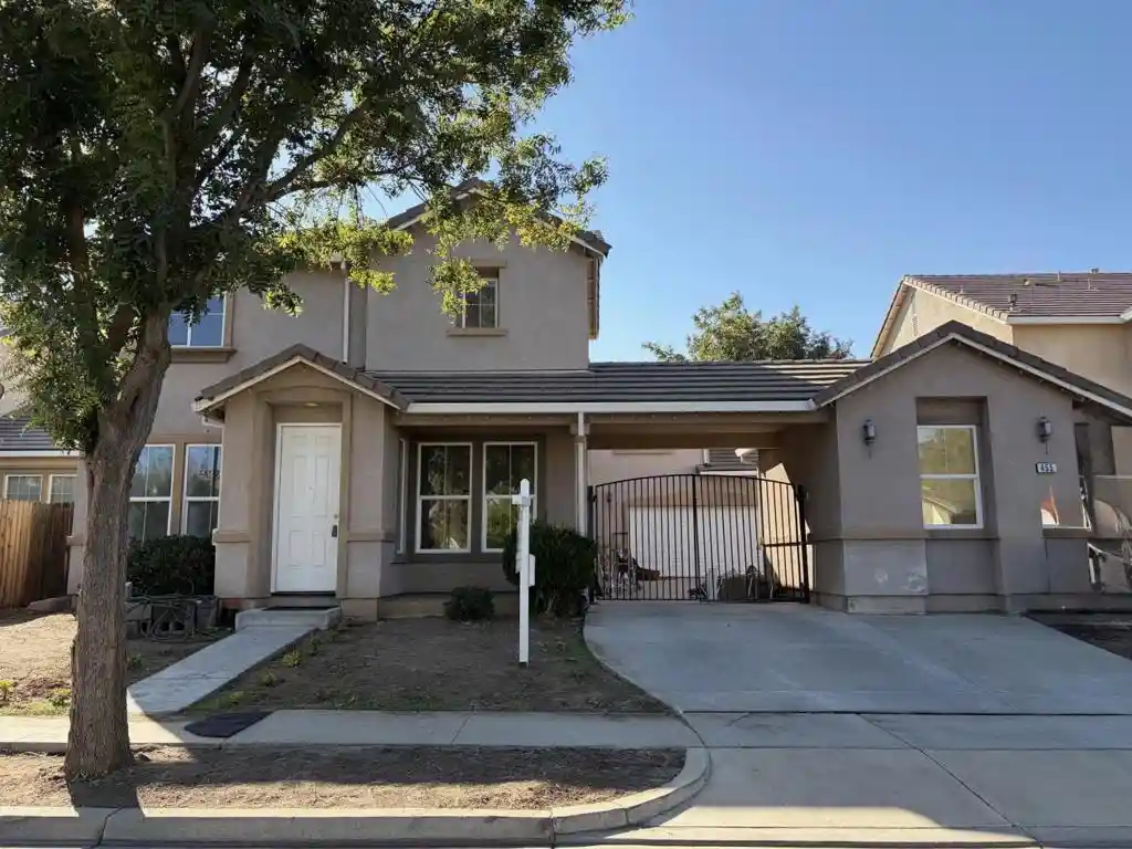 Single family home for sale at 455 Creekside Dr, Patterson, CA 95363 | MLS# ML82064078